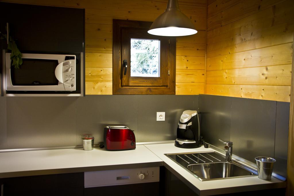Apartamentos El Bosquet Sant Cugat del Vallès Kamer foto