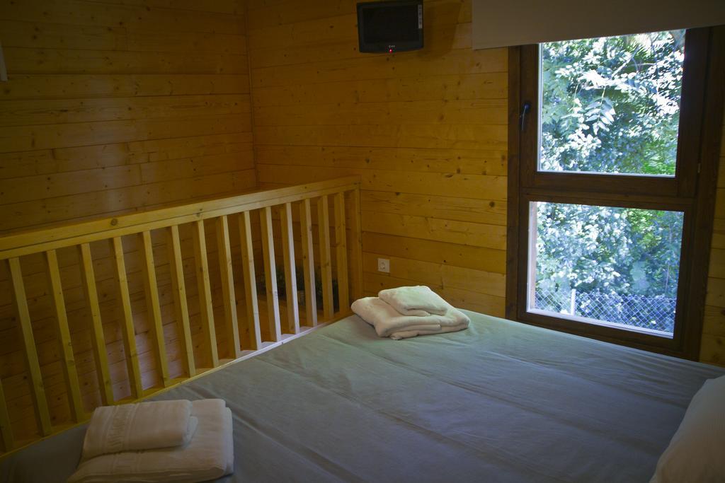 Apartamentos El Bosquet Sant Cugat del Vallès Kamer foto